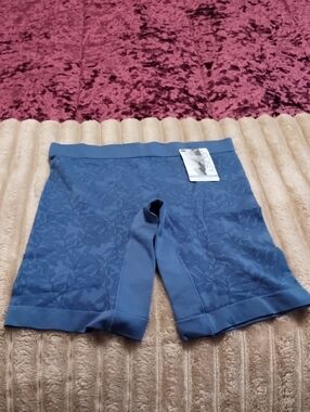 Jockey Blue Floral Seamless Shaping Shorts